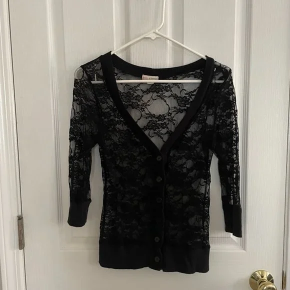 Bundle of 2 Black Lacy Tops - SzS - Picture 5 of 6